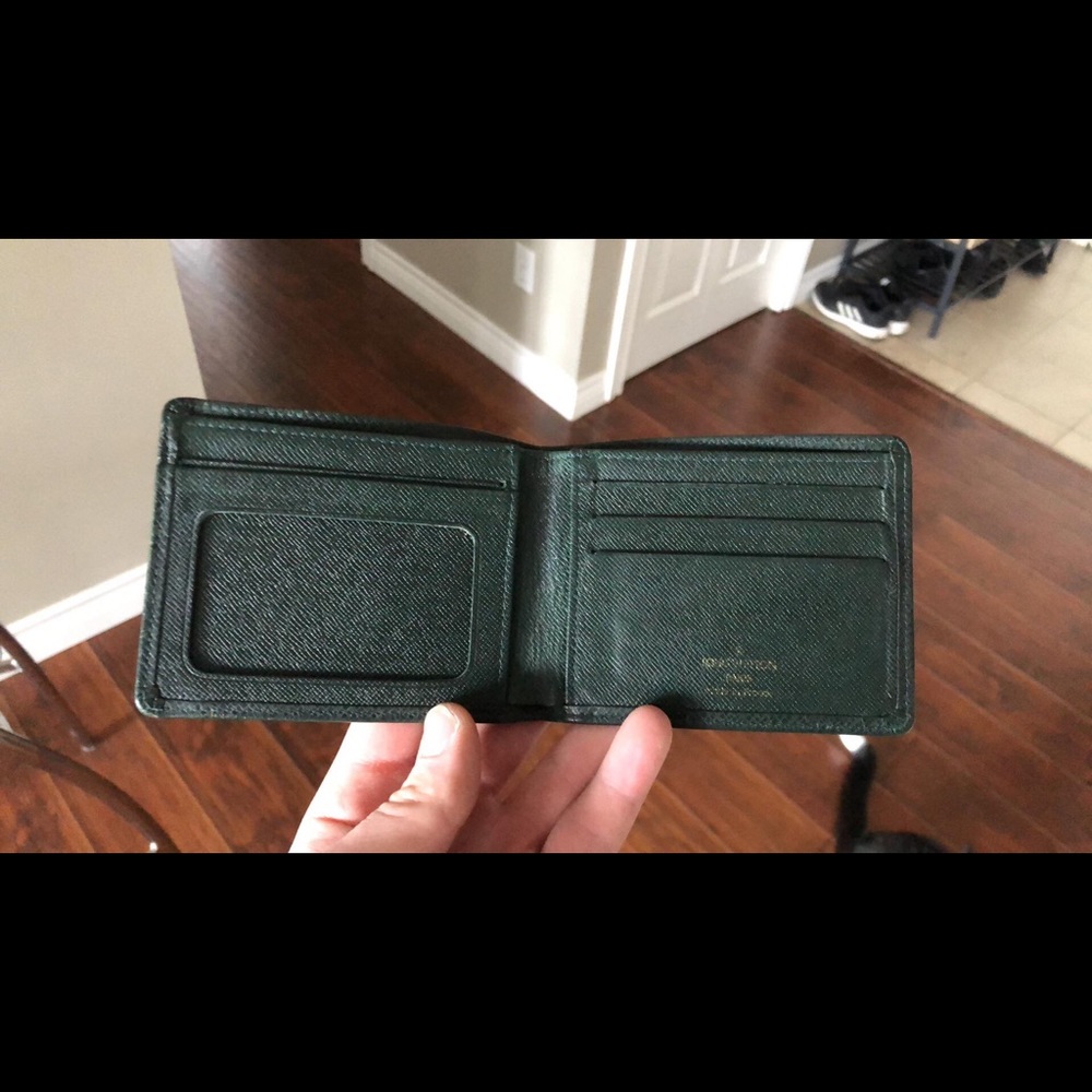 SOLD❗️Dark Green Louis Vuitton Bifold - Picture 7 of 8